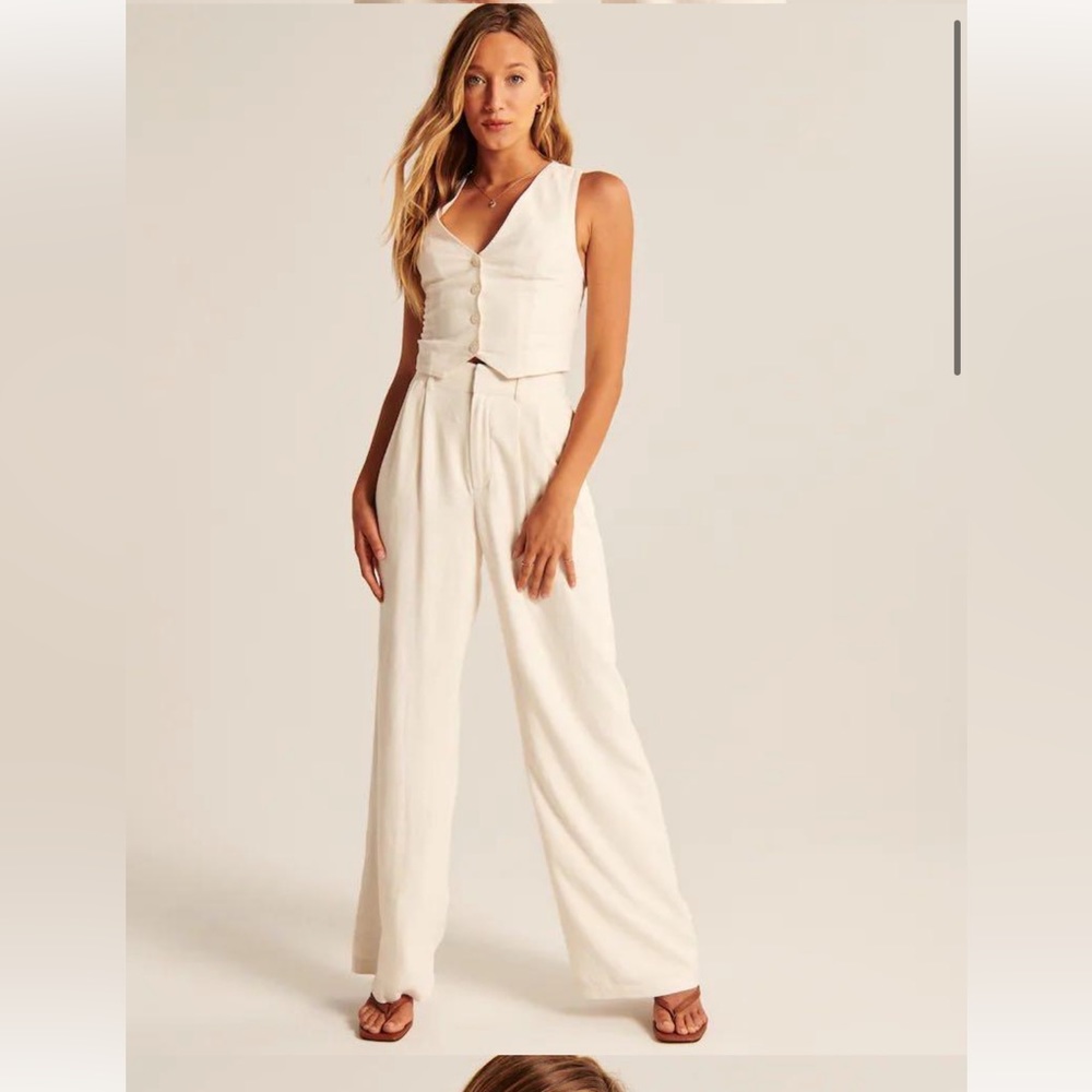 ISO ABERCROMBIE LINEN SET